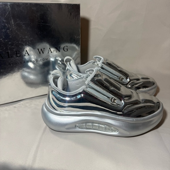 Azalea Wang Francille Chrome Silver Futuristic Sneakers NEW sz: 9 - Picture 4 of 8